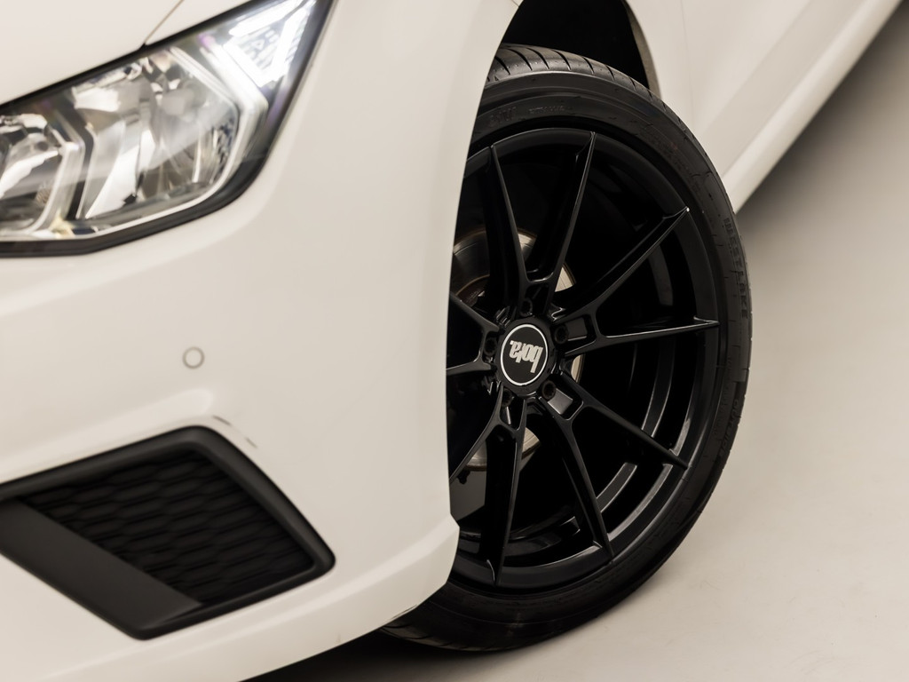 55526364-12.jpg