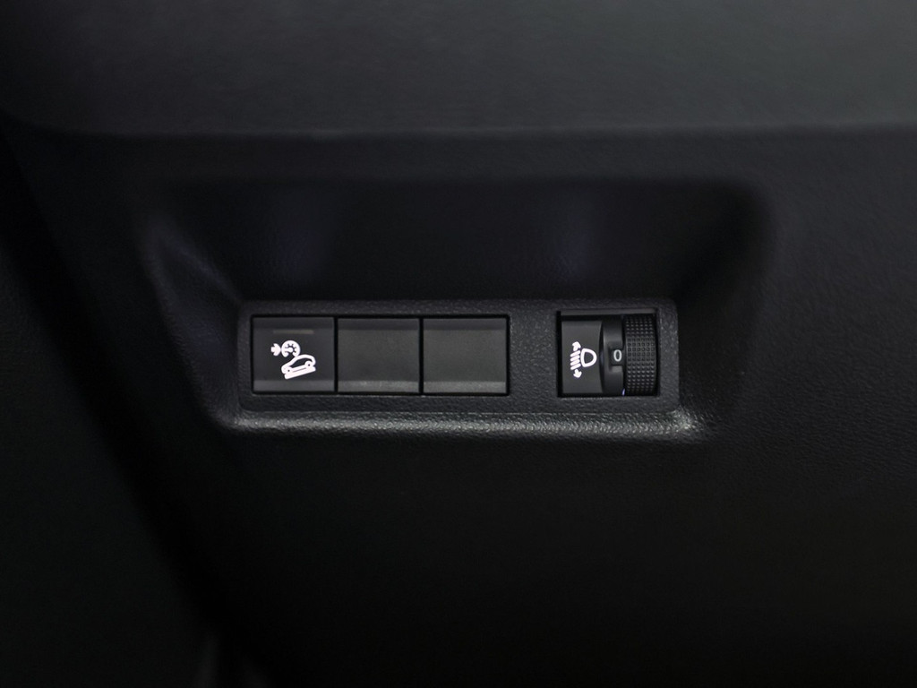 57283908-23.jpg